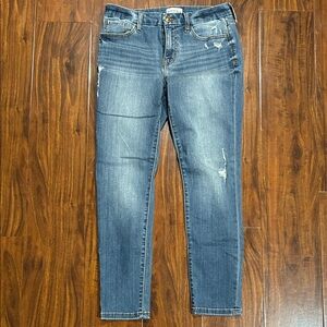 Studio Blue distressed skinny leg jeans